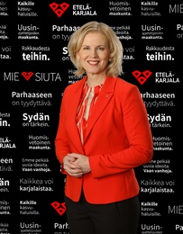 Satu Sikanen : maakuntajohtaja