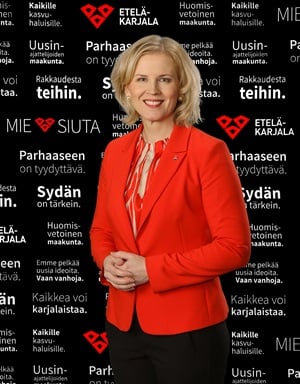 Satu Sikanen : maakuntajohtaja